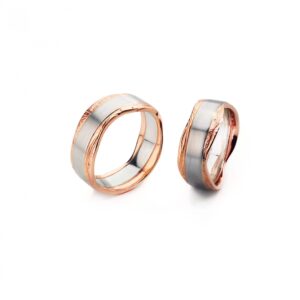 Trauringe in Platin und Rotgold
