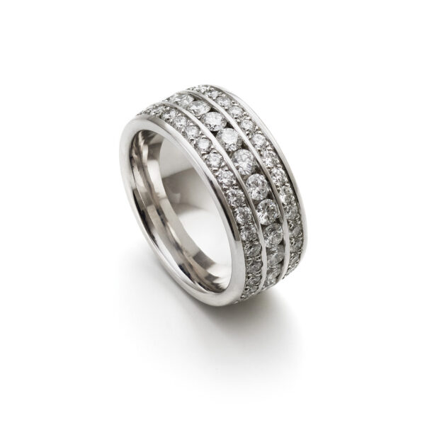 Alliance Ring in Weissgold mit 88 Brillanten