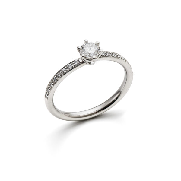 Solitär-Ring in Weissgold mit Brillant 0.32 ct