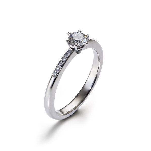 Solitär-Ring in Weissgold mit Brillant 0.35 ct