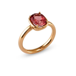 Ring in Roségold mit Spinell 2.35 ct